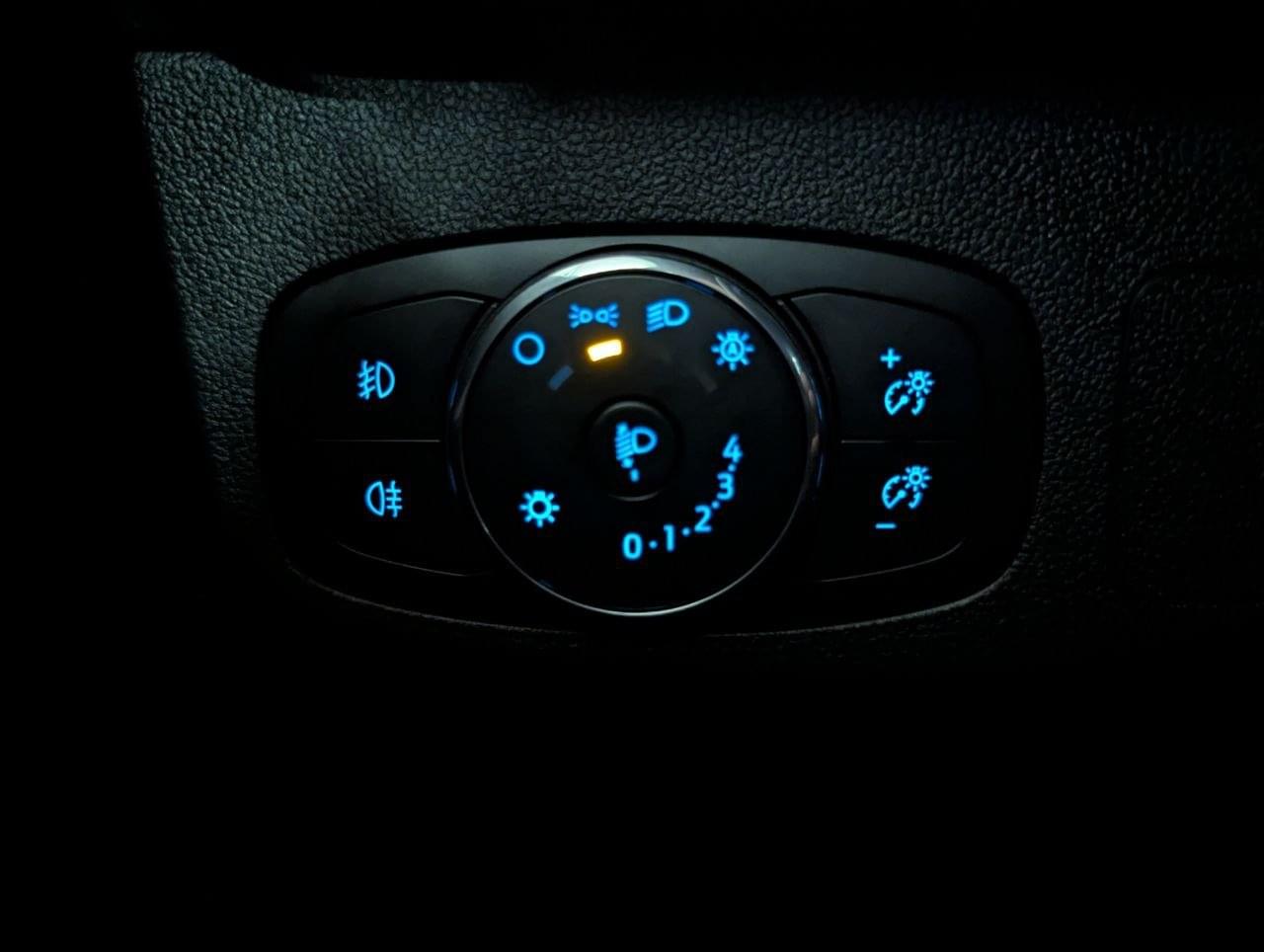 FORD FOCUS 1.O ECOOBOST MHEV 125CV ST-LINE 47 