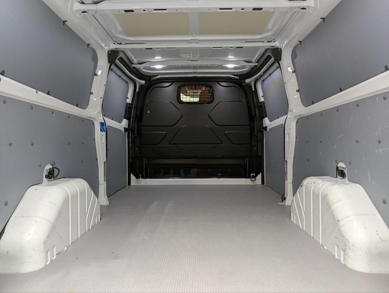 FORD TRANSIT CUSTOM FURGON L2H1 2.0 TDCI 130CV TREND 23 