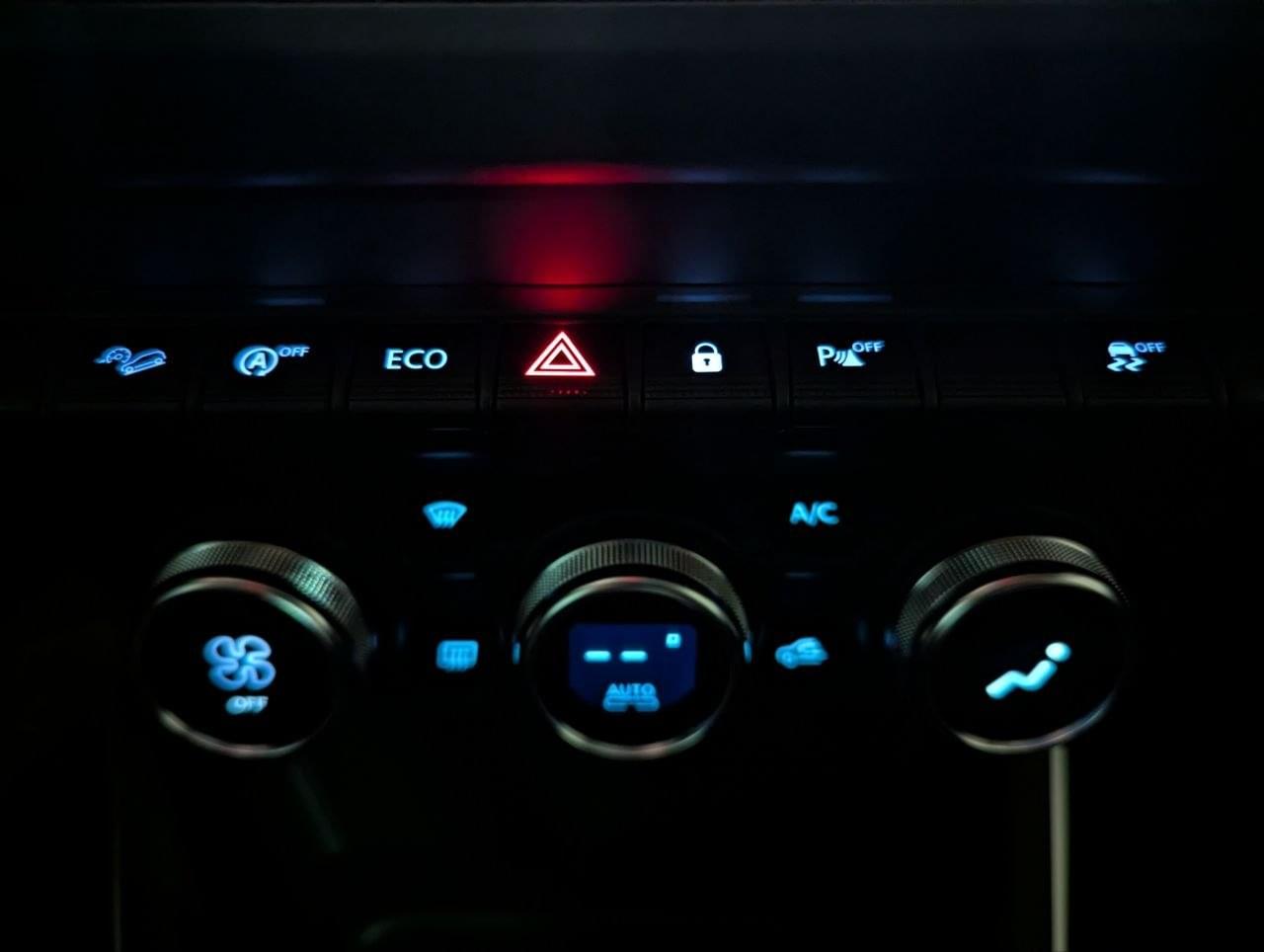 DACIA DUSTER PRESTIGE BLUE DCI 115CV 4X4 28 