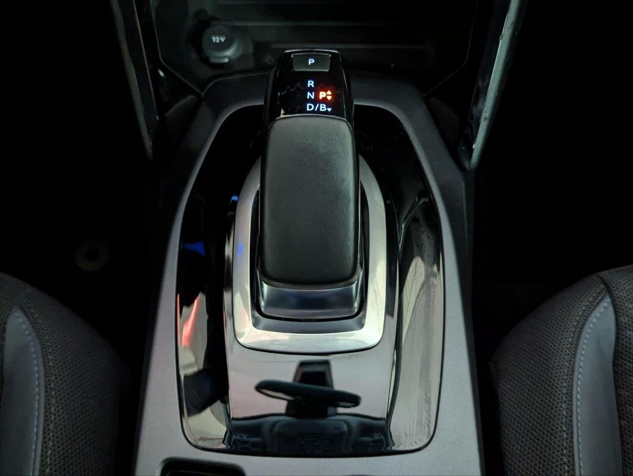 PEUGEOT E-2008 ELECTRICO ALLURE PACK 136CV 32