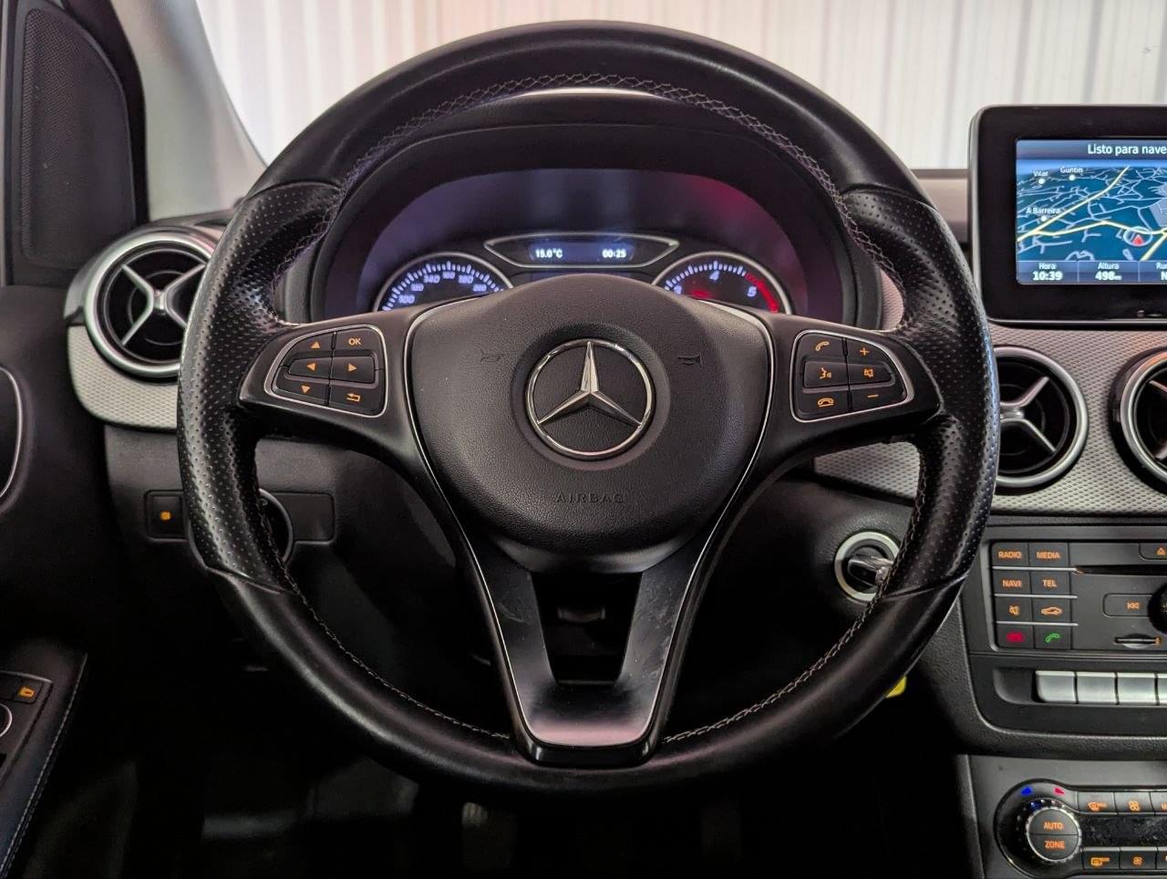 MERCEDES CLASE B B180 CDI URBAN 23