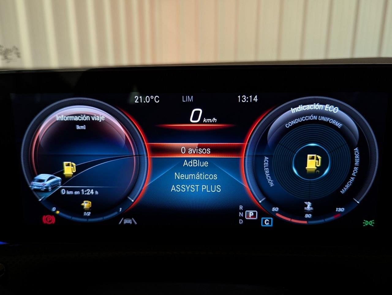 MERCEDES CLASE CLA 200 D SB AMG 150CV 35 