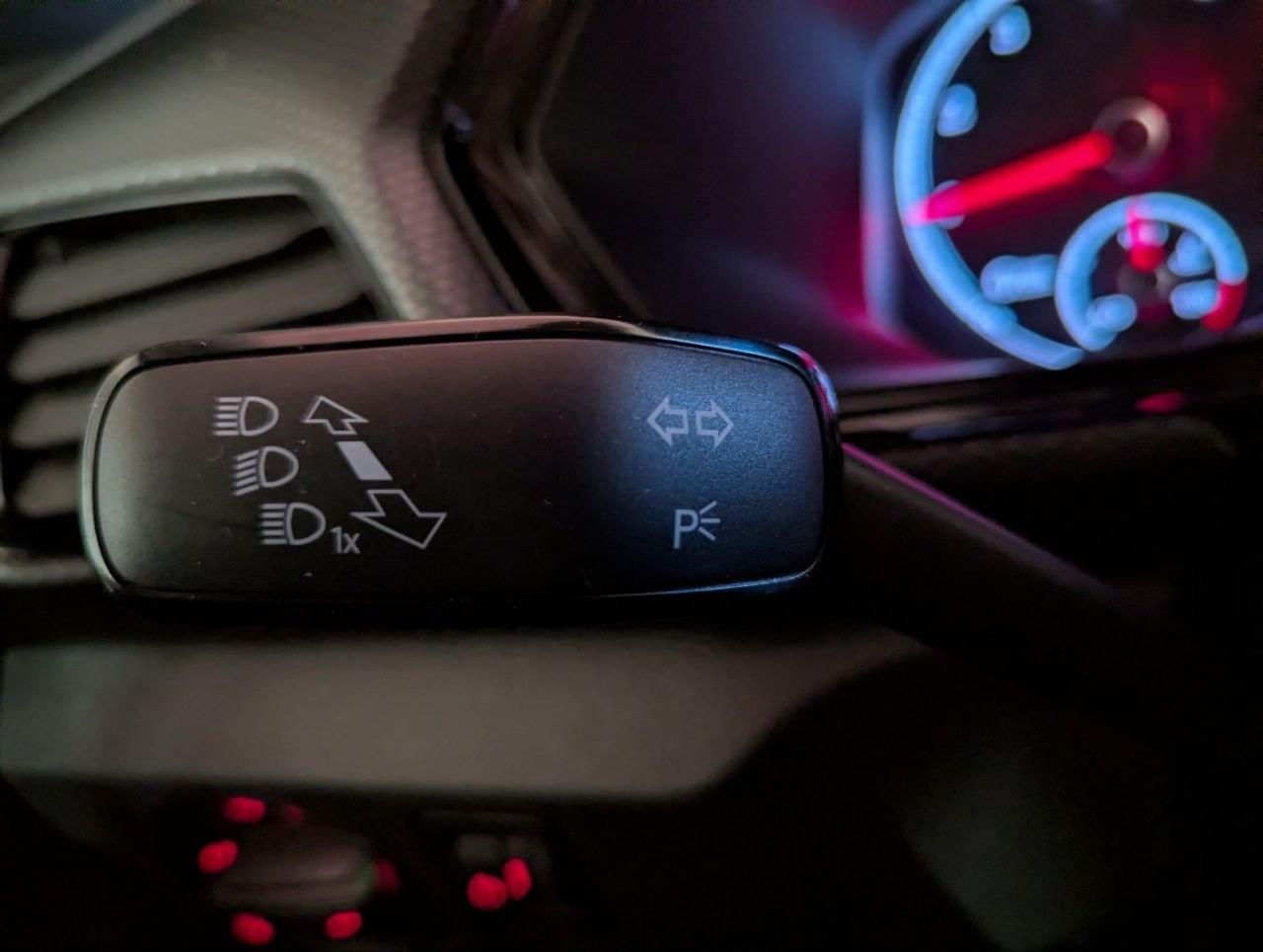 VOLKSWAGEN T-CROSS 1.0 TSI LIFE 115CV 37 