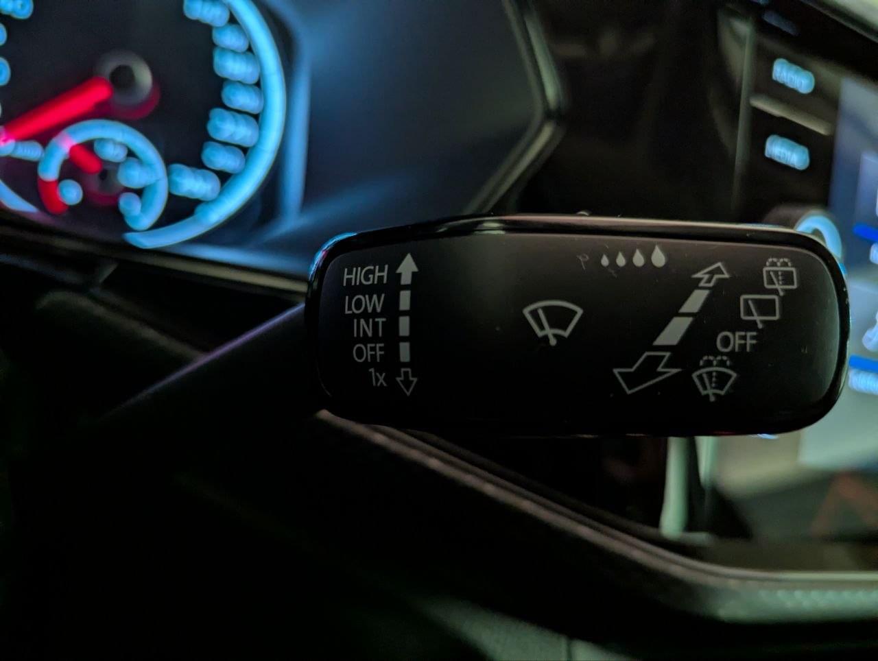 VOLKSWAGEN T-CROSS 1.0 TSI LIFE 115CV 38 