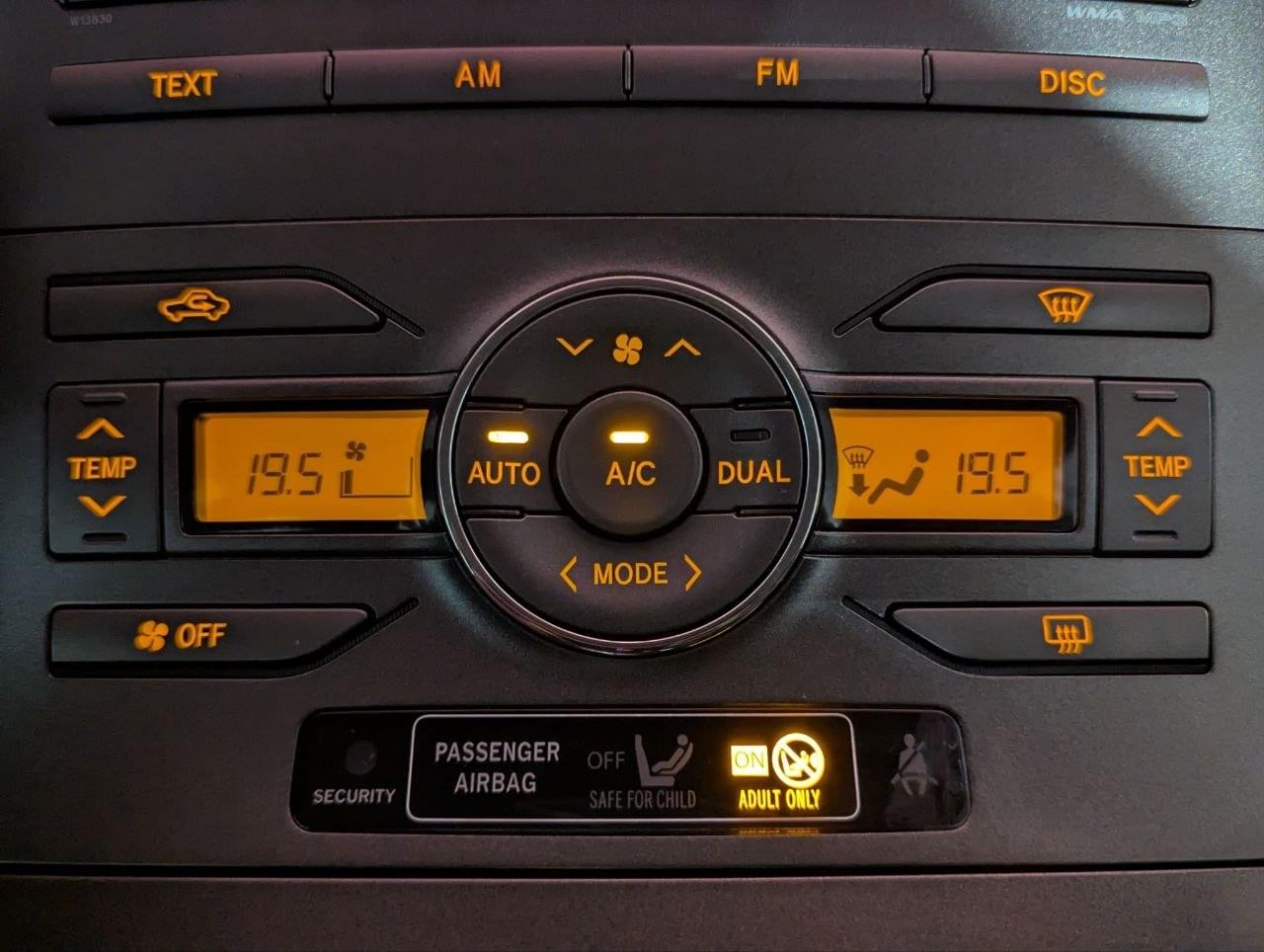 TOYOTA AURIS 1.4 D4D 90CV  AUTOMATICO 25 