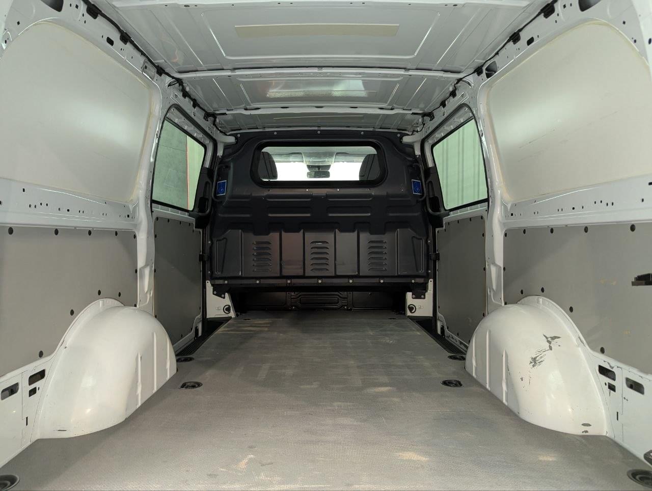 MERCEDES VITO 109 CDI 23