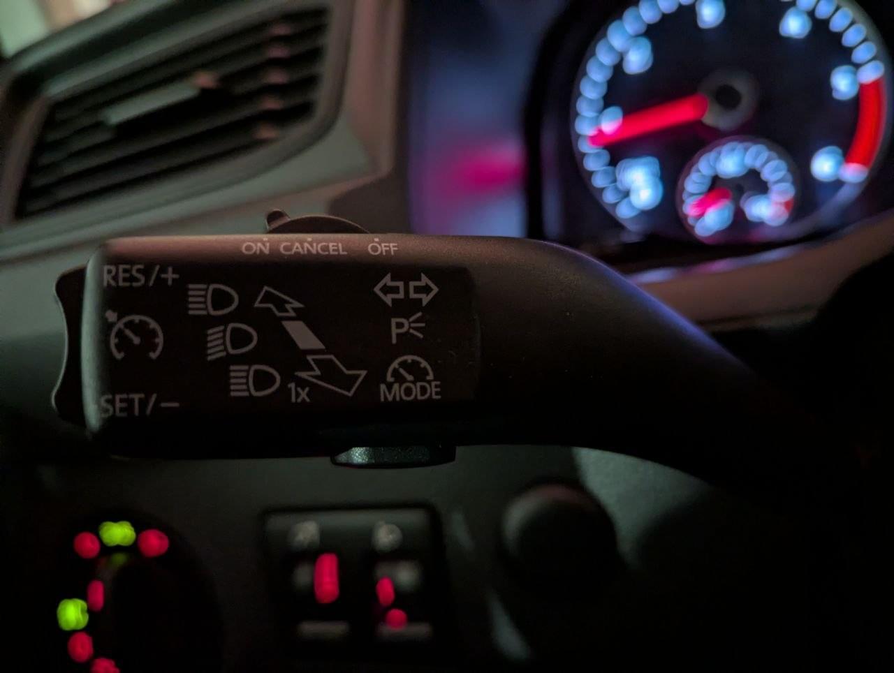 VOLKSWAGEN CADDY PROF KOMBI 5 2.0 TDI 122CV 4MOTION 32 