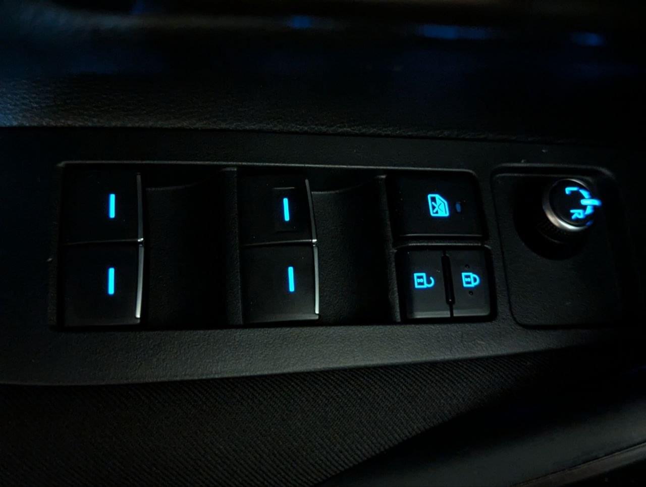 TOYOTA COROLLA 125H BUSINESS PLUS E-CVT 36 