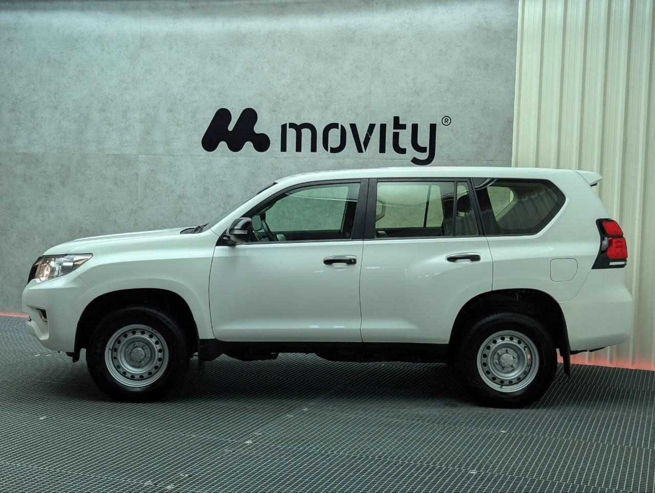 TOYOTA LAND CRUISER 2.8 D-4D 7PL GX 177CV 4