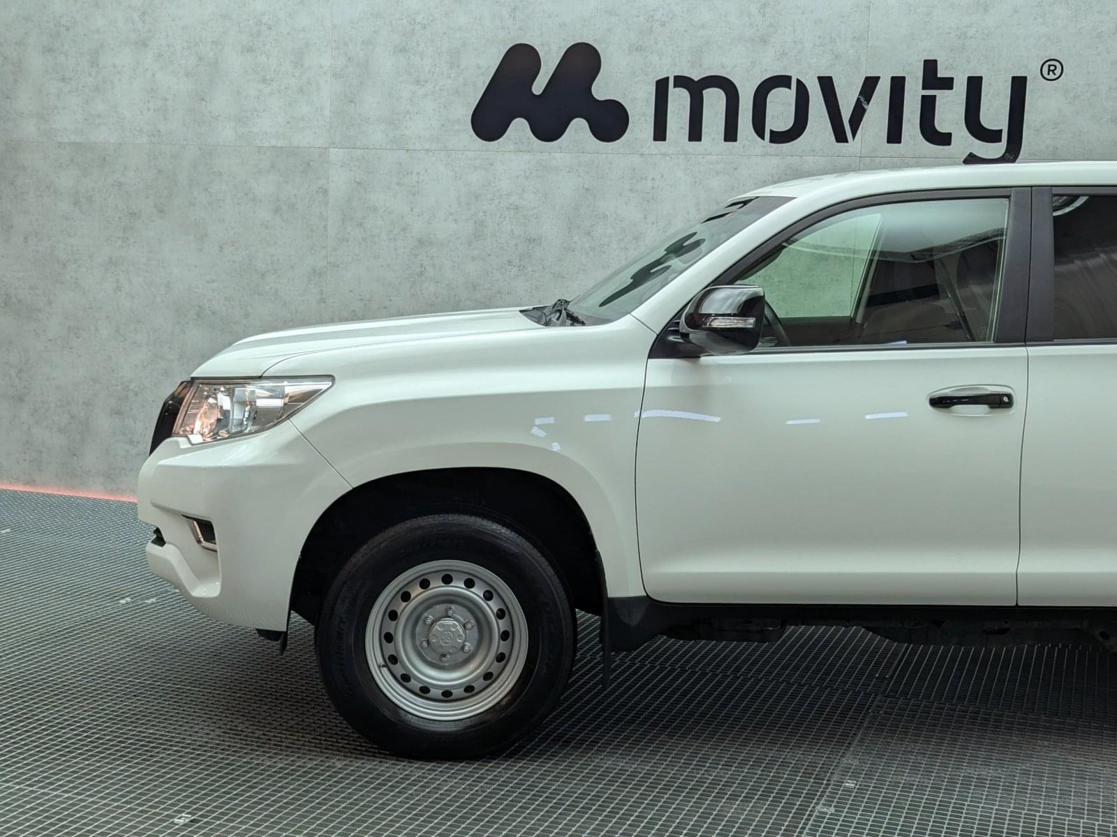 TOYOTA LAND CRUISER 2.8 D-4D 7PL GX 177CV 7