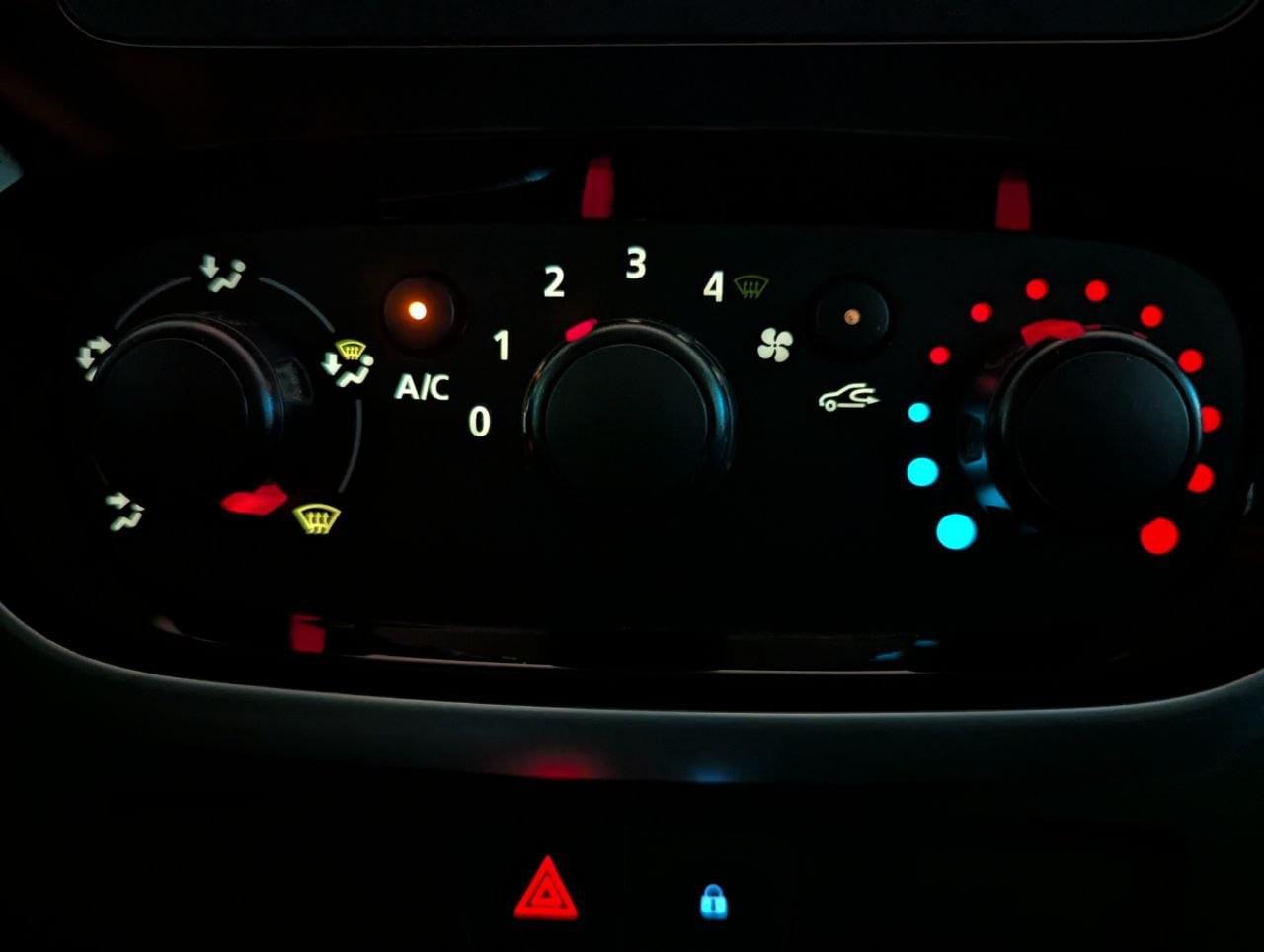 RENAULT TRAFIC FURGON 1.6DCI 125CV L1H1 26