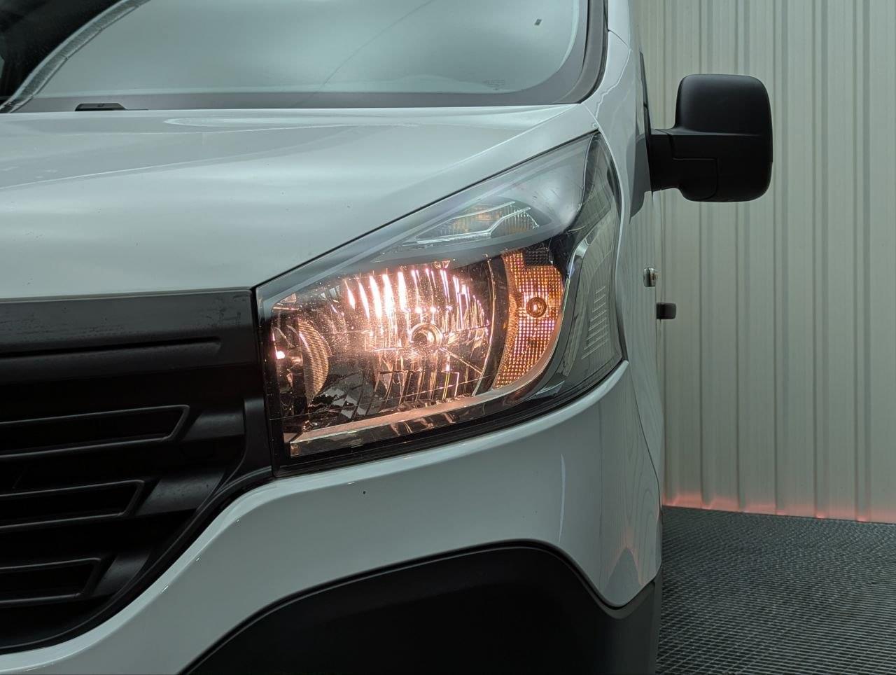 RENAULT TRAFIC FURGON 1.6DCI 125CV L1H1 5