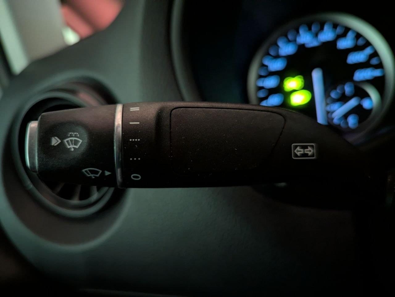 MERCEDES VITO FURGON 110CDI L2H1 102CV 37 