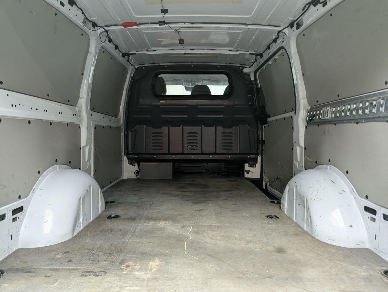 MERCEDES VITO FURGON 110CDI L2H1 102CV 23 