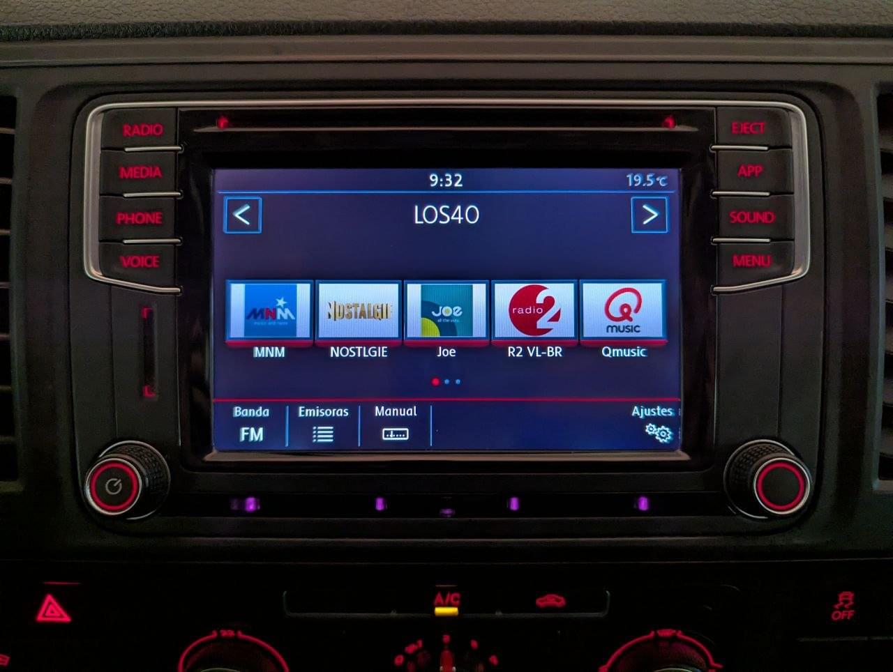 VOLKSWAGEN TRANSPORTER FURGON 2.0 TDI 102CV L1H1 27 