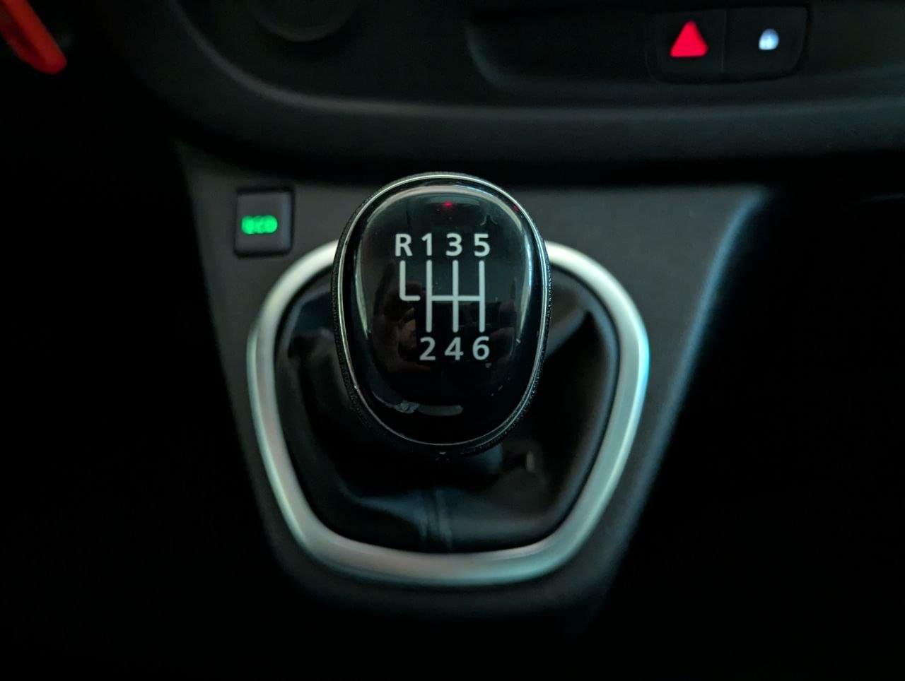 RENAULT TRAFIC FURGON 27 2.0 DCI 120CV L1H1 24 