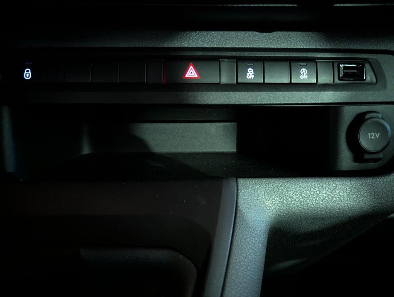 PEUGEOT EXPERT BLUE HDI 120CV DOBLE CABINA ABATIBLE PRO 35 