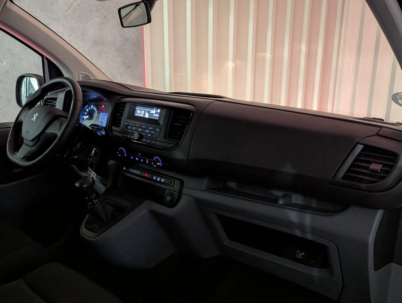 PEUGEOT EXPERT BlUEHDI 120CV 9 PLAZAS 21 