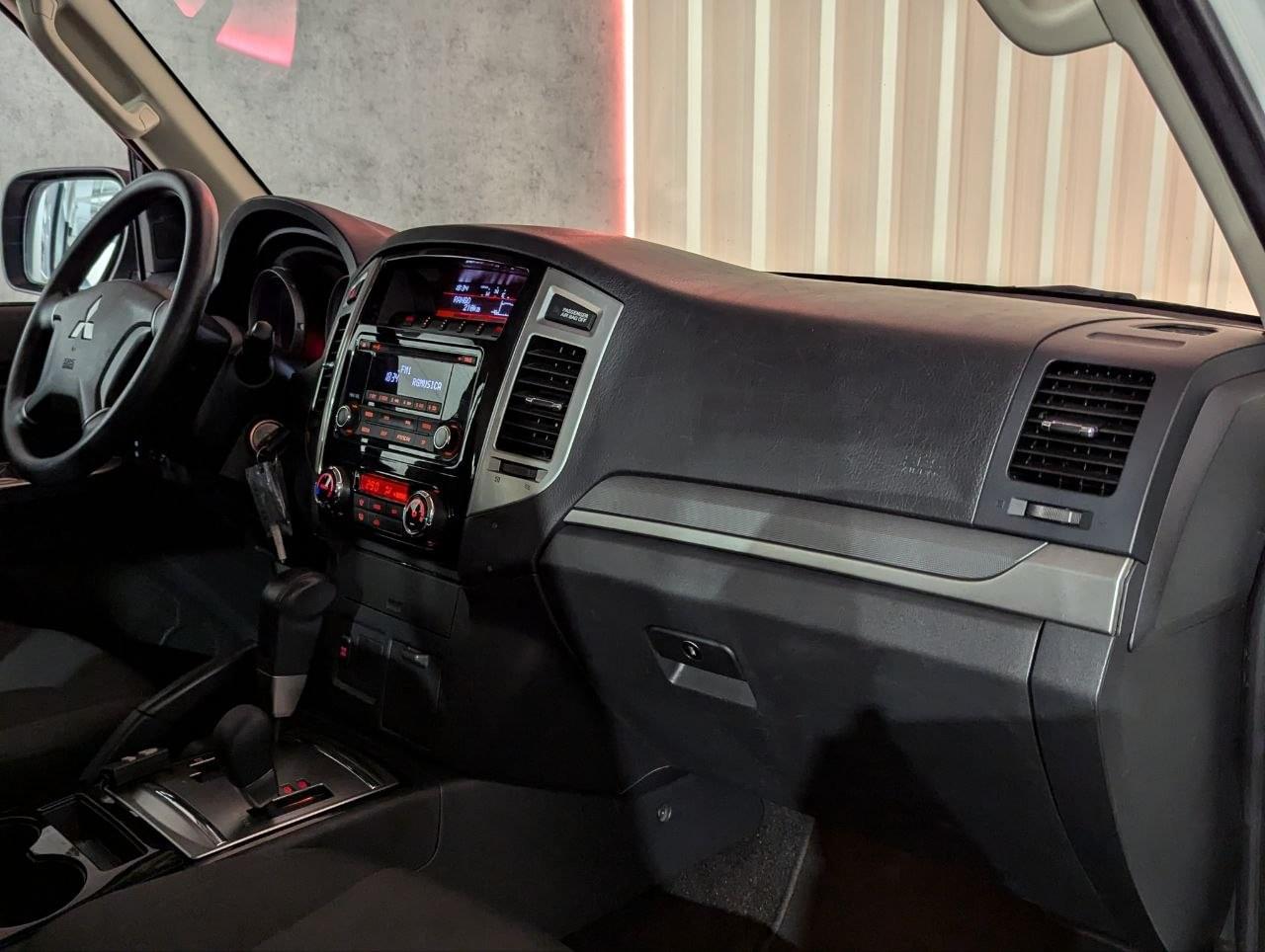 MITSUBISHI MONTERO 5P 3.2 DI-D 190CV SPIRIT AUTO 21 