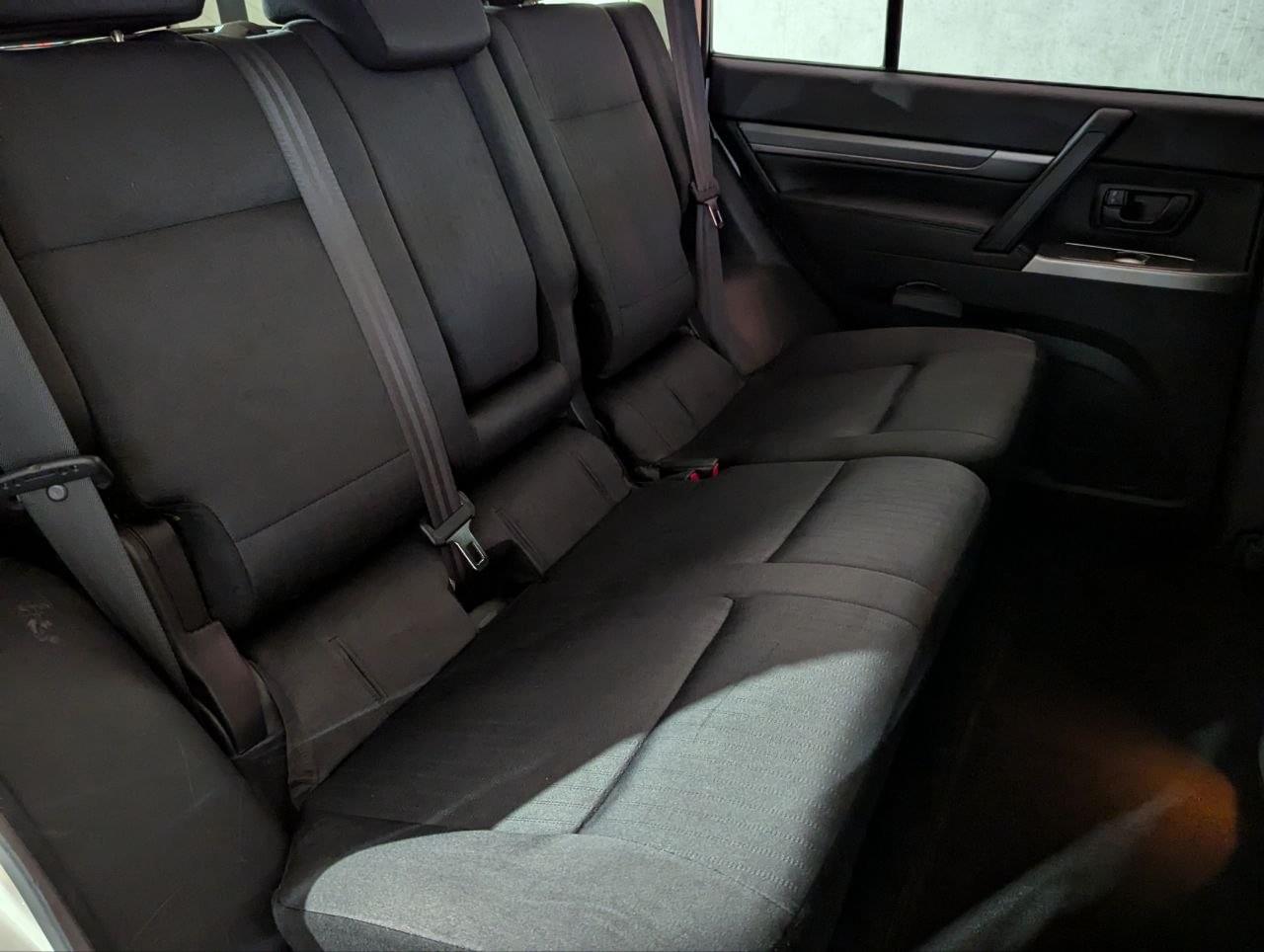 MITSUBISHI MONTERO 5P 3.2 DI-D 190CV SPIRIT AUTO 23 