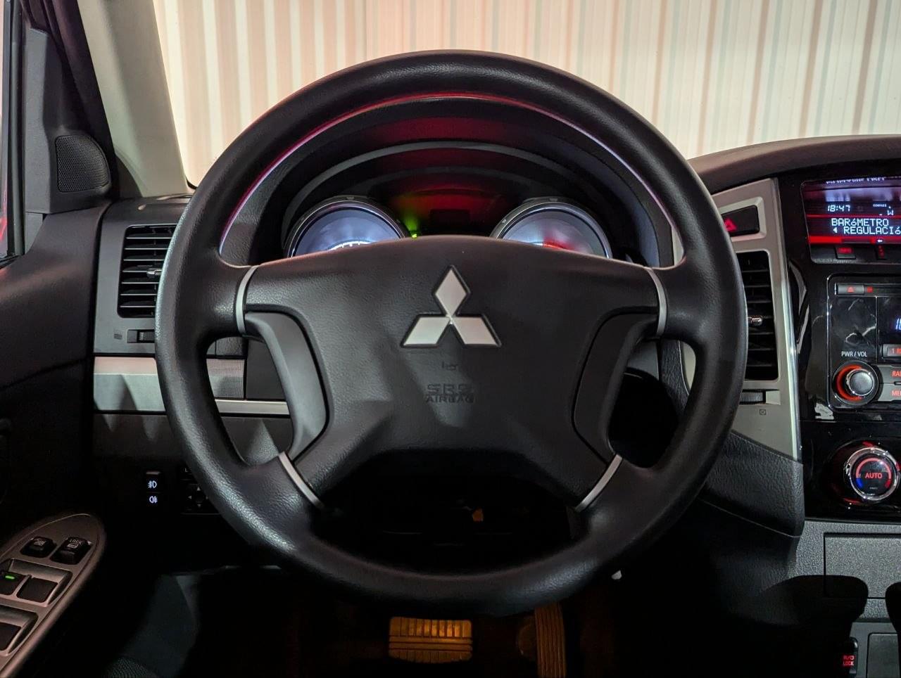 MITSUBISHI MONTERO 5P 3.2 DI-D 190CV SPIRIT AUTO 26 