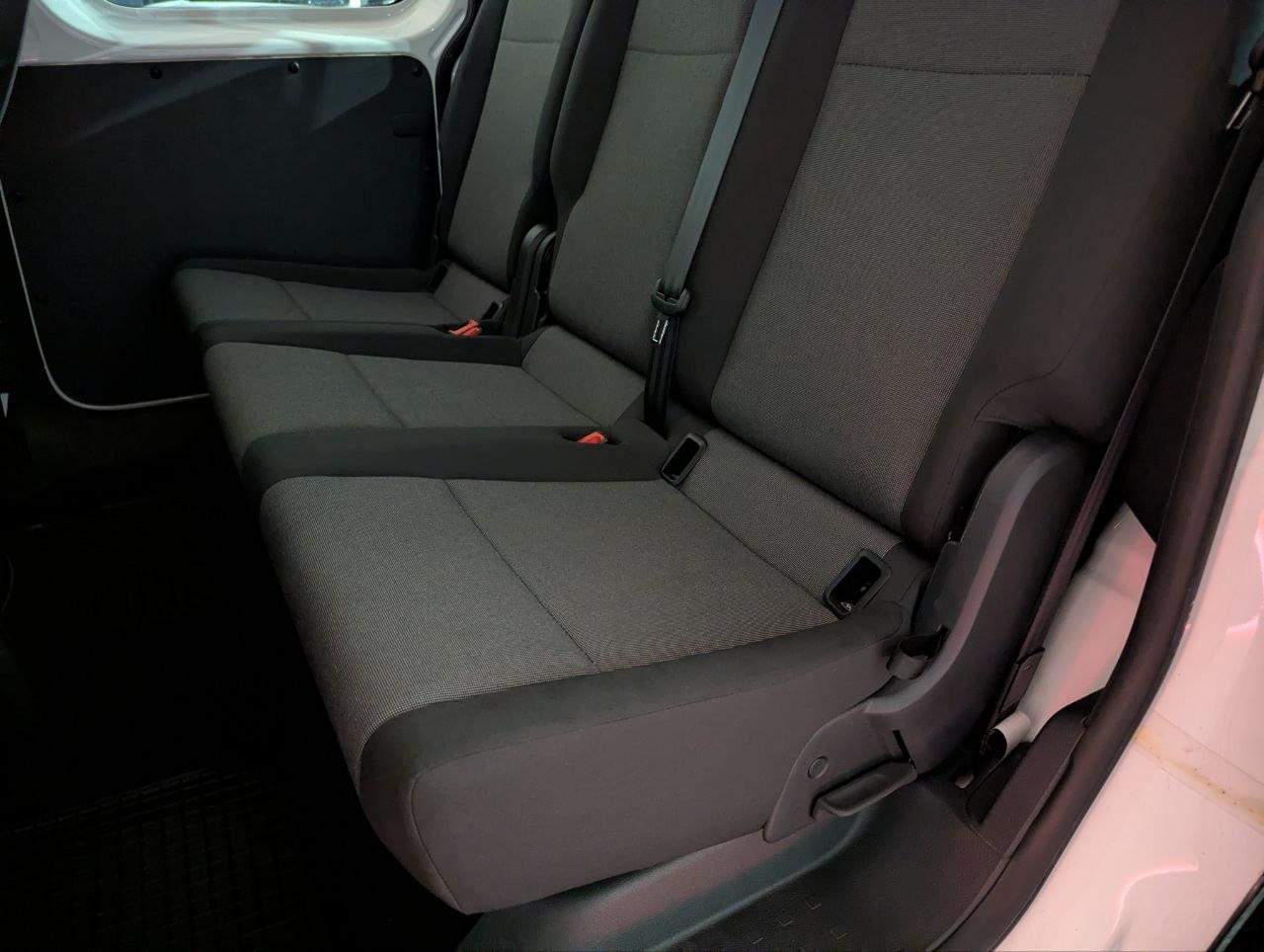 VOLKSWAGEN CADDY PROF KOMBI 5 2.0 TDI 122CV 4MOTION 23