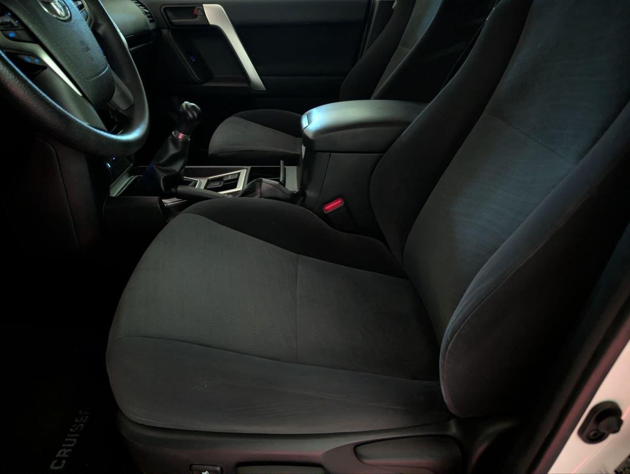 TOYOTA LAND CRUISER 2.8 D-4D 7PL GX 177CV 19 