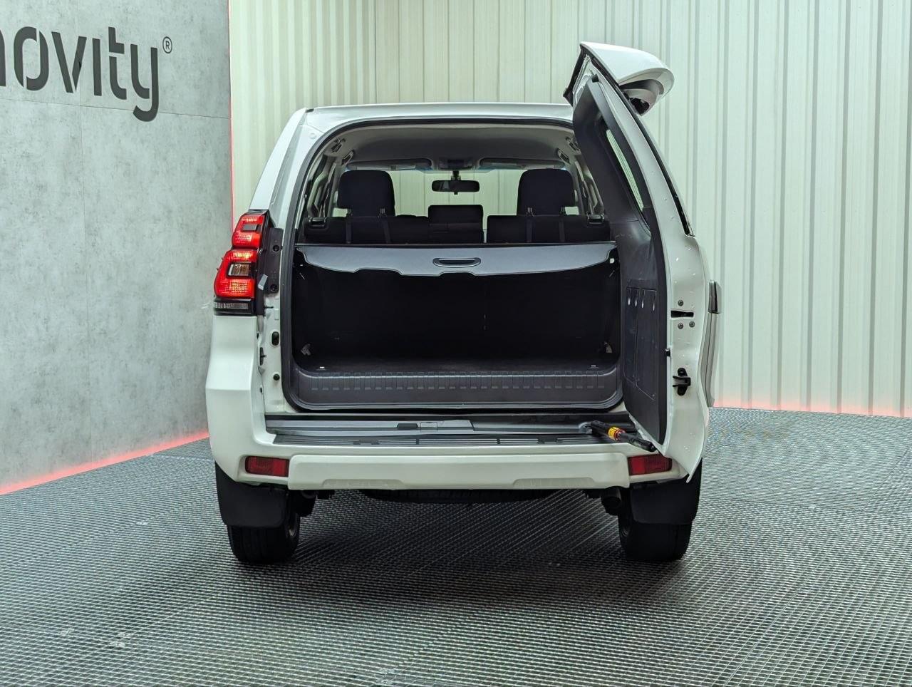 TOYOTA LAND CRUISER 2.8 D-4D 7PL GX 177CV 18 