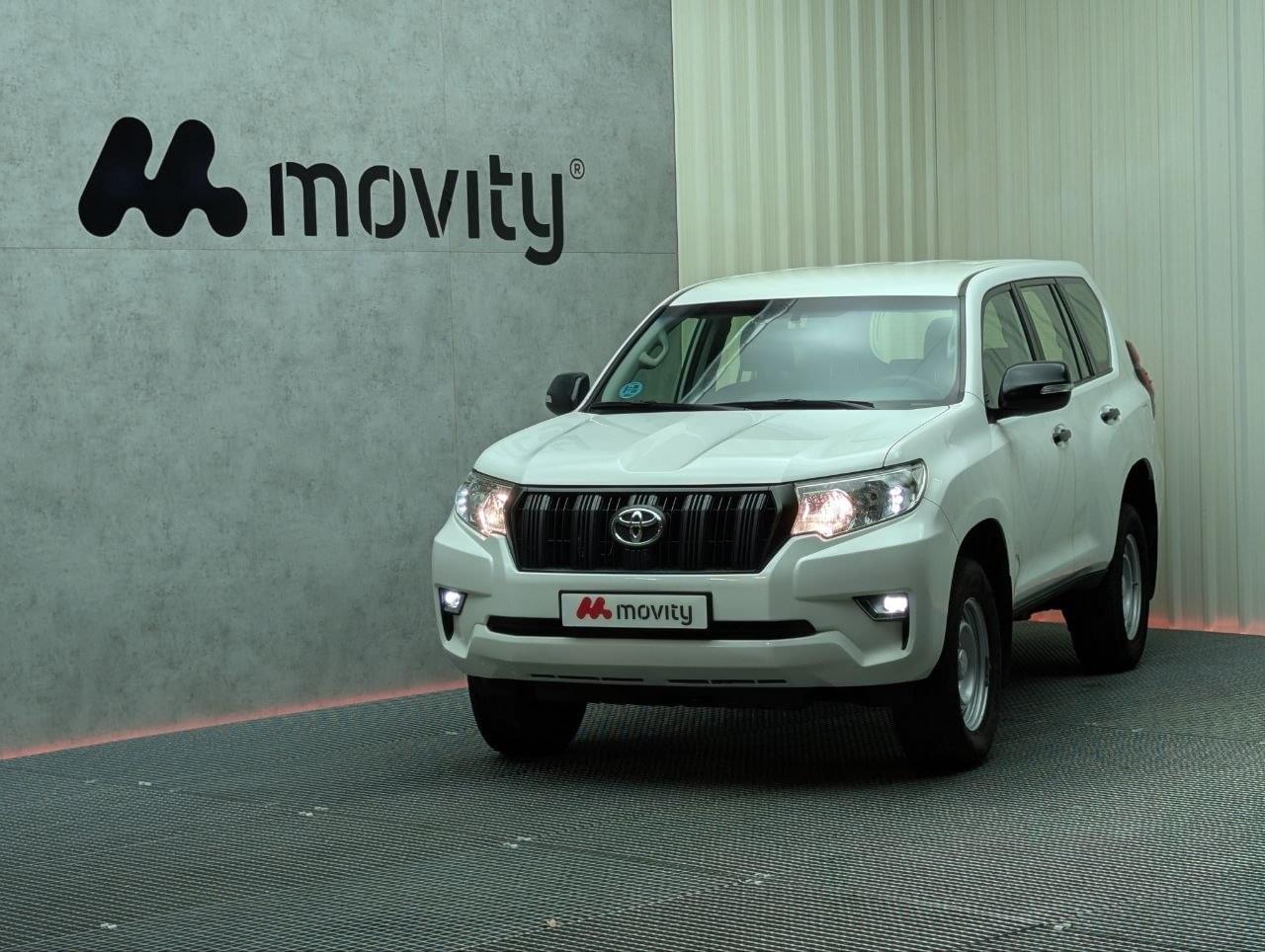 TOYOTA LAND CRUISER 2.8 D-4D 7PL GX 177CV 2 