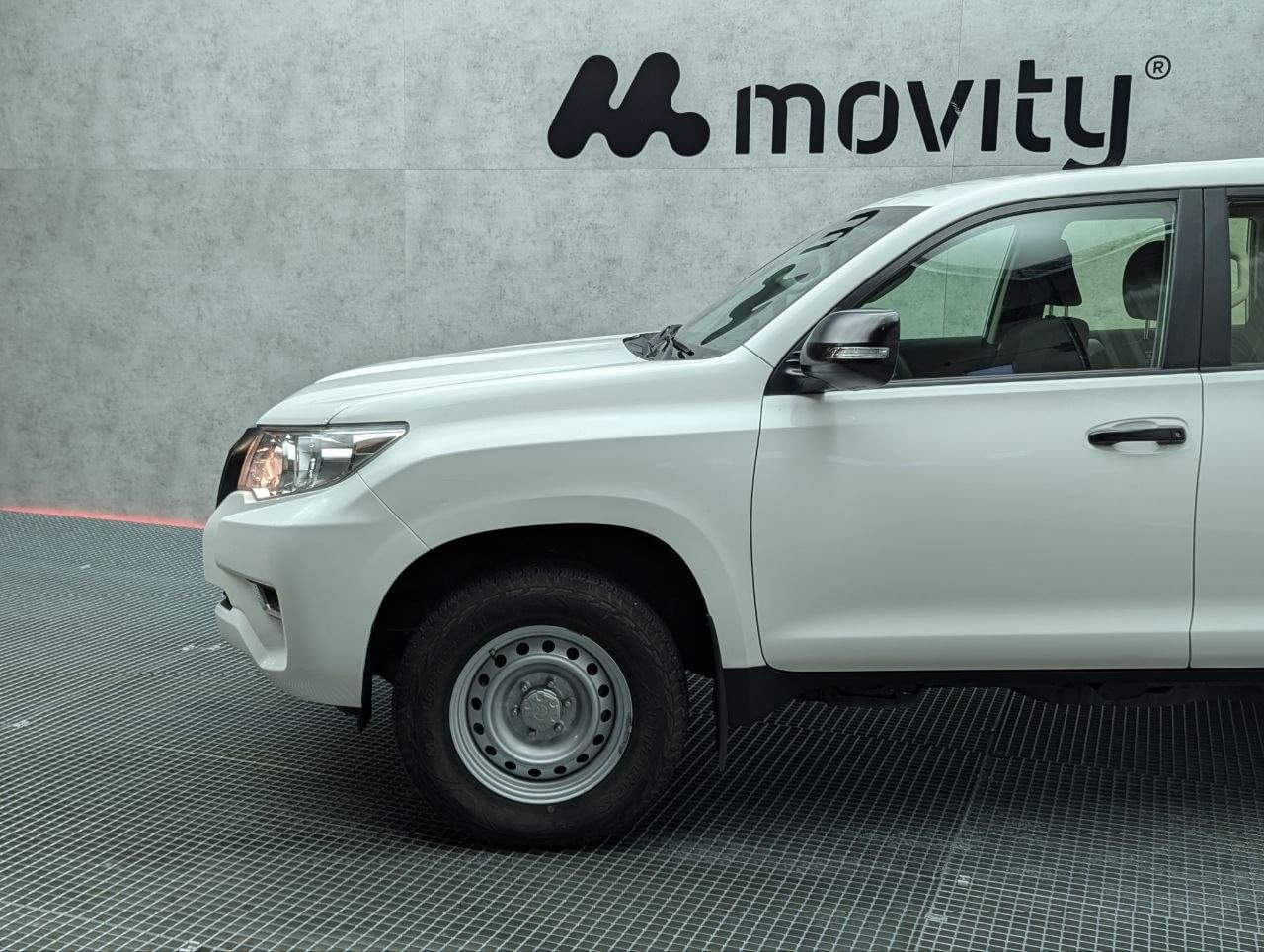 TOYOTA LAND CRUISER 2.8 D-4D 7PL GX 177CV 7 