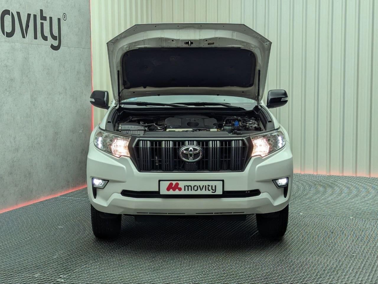 TOYOTA LAND CRUISER 2.8 D-4D 7PL GX 177CV 12