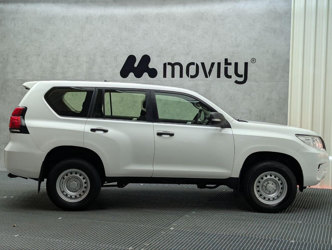 TOYOTA LAND CRUISER 2.8 D-4D 5PL GX 177CV 17 