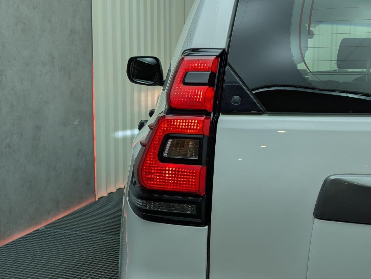 TOYOTA LAND CRUISER 2.8 D-4D 5PL GX 177CV 18 