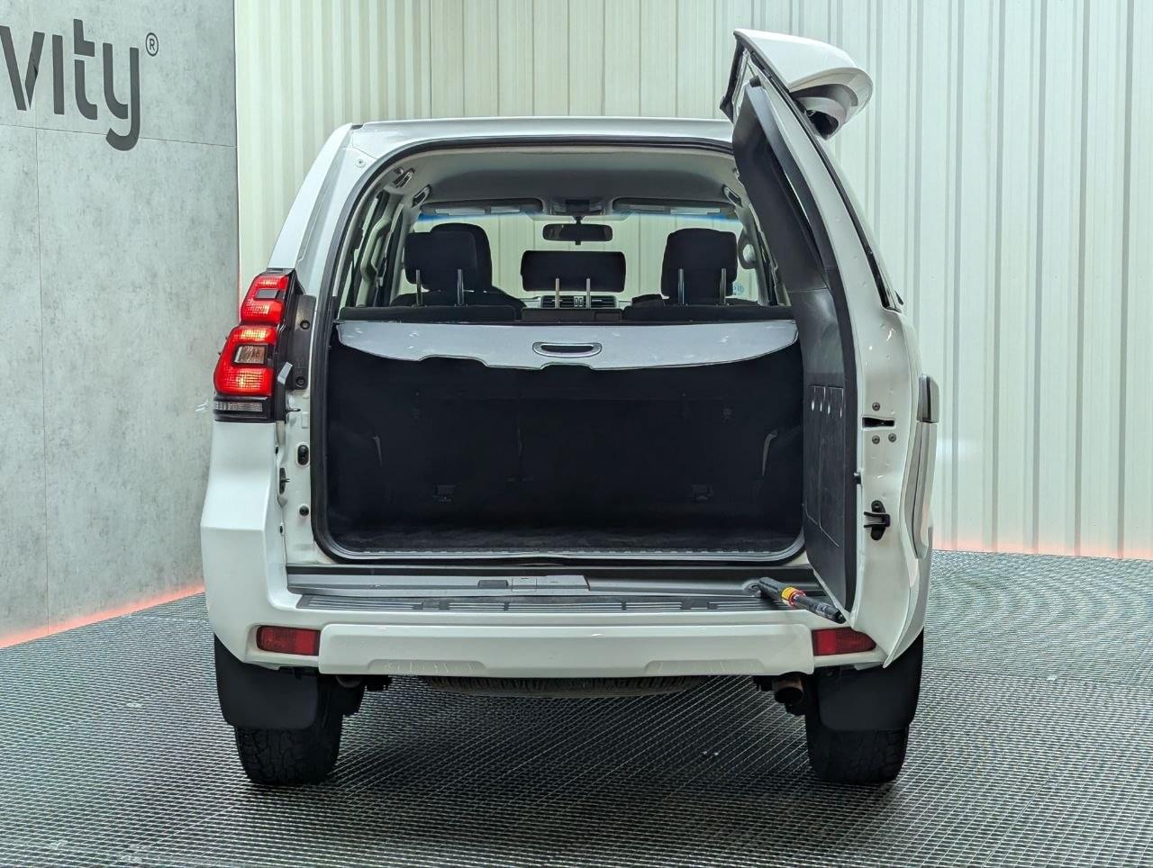 TOYOTA LAND CRUISER 2.8 D-4D 5PL GX 177CV 20 