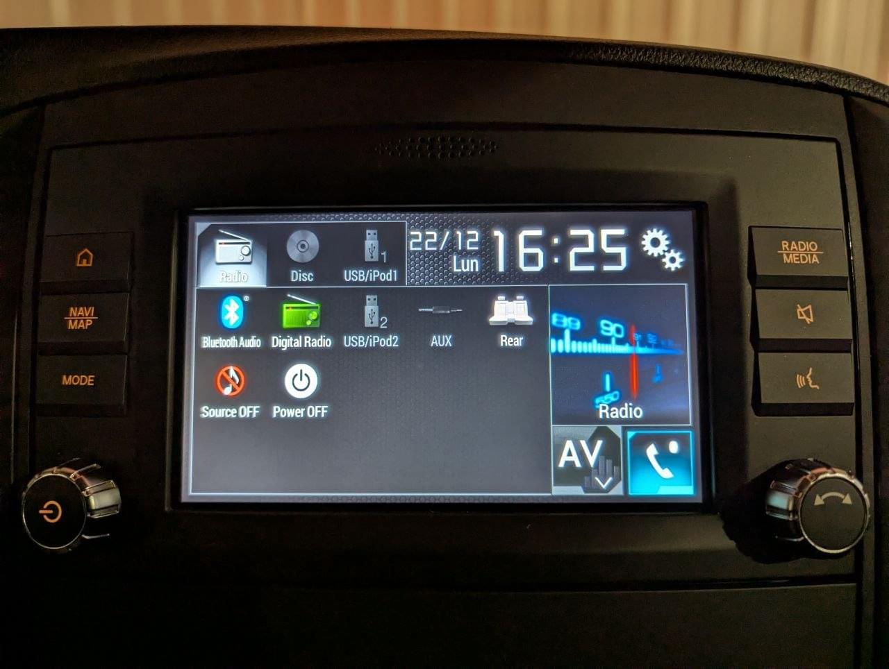 MERCEDES VITO COMBI 110 CDI 8 PLAZAS 32 