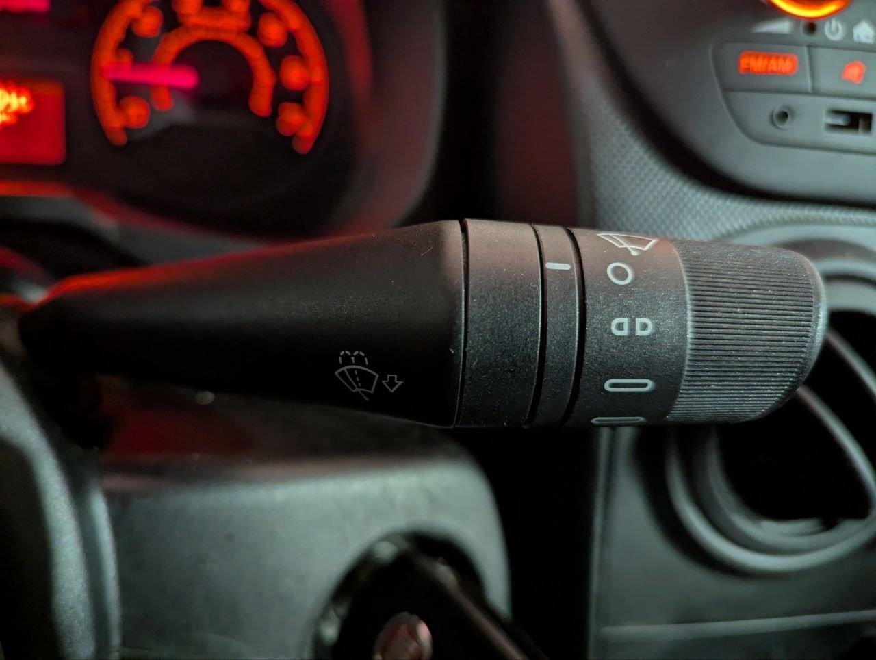 FIAT FIORINO 1.3 MJET 80CV 5 PLAZAS 33 