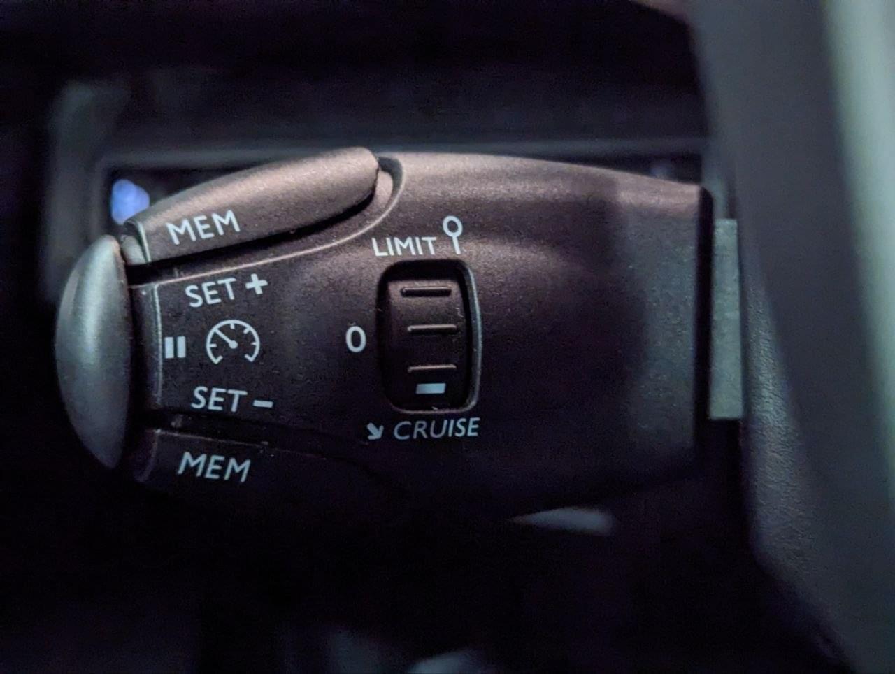 PEUGEOT 3008 1.5 BLUEHDI 130CV EAT8 ACTIVE BUSINESS 36