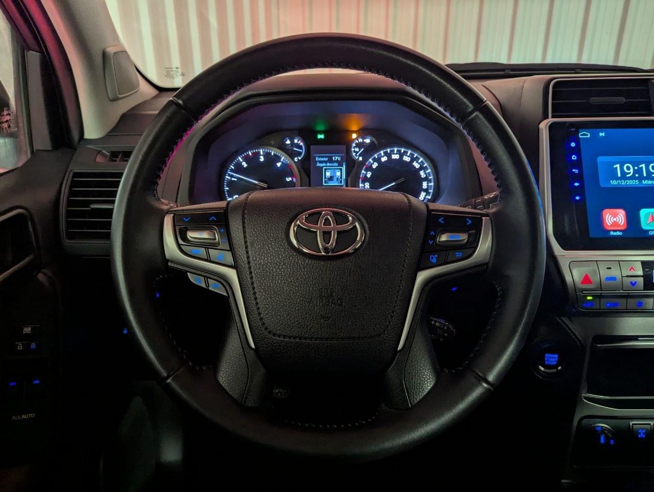 TOYOTA LAND CRUISER 2.8 D-4D 3P VX 204CV 25