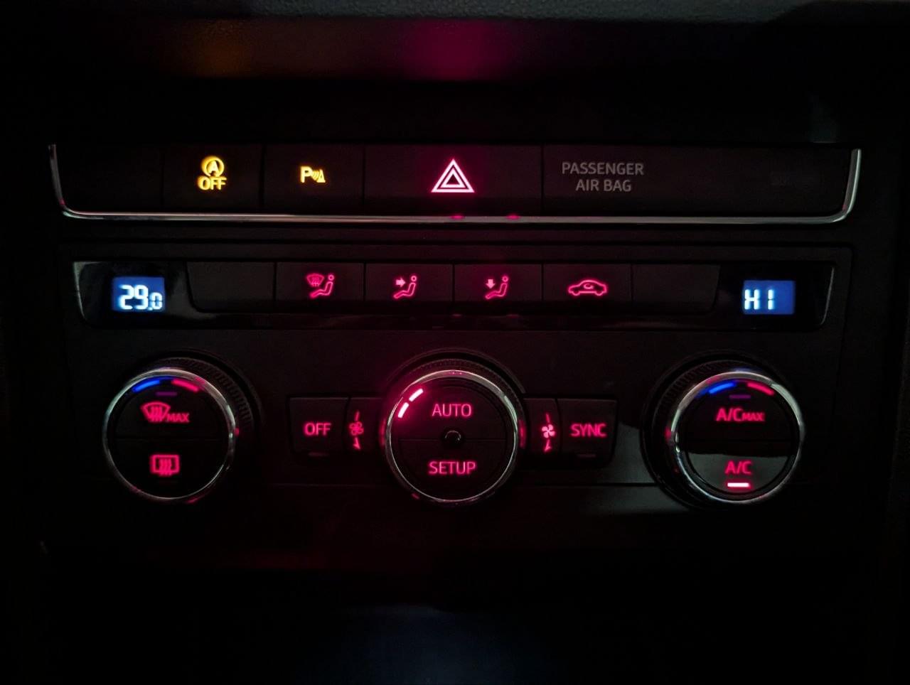 SEAT LEÓN ST 1.6 TDI 115CV STYLE 26 