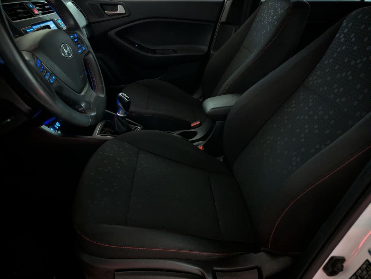 HYUNDAI I20 ACTIVE 1.0 TGDI TECNO 19