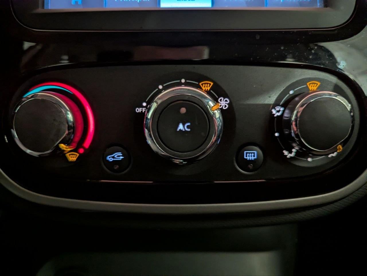 RENAULT CAPTUR 1.2TCE 120CV 26