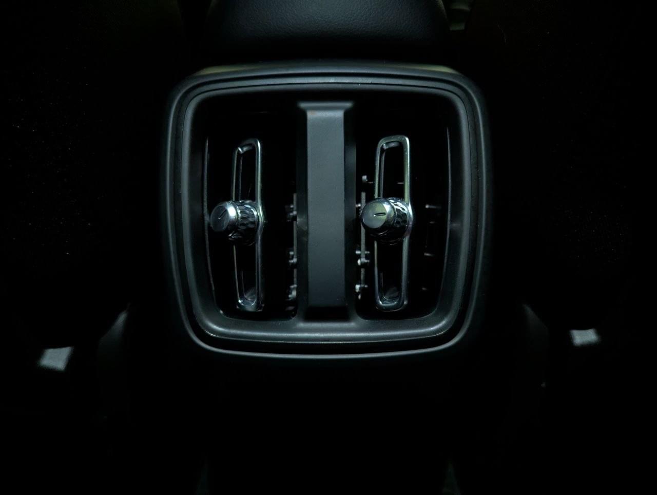 VOLVO XC40 B3 G CORE AUTO 163CV 28 