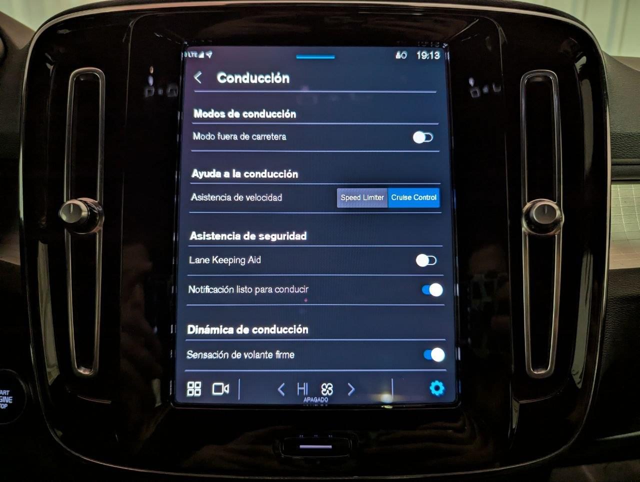 VOLVO XC40 B3 G CORE AUTO 163CV 33 