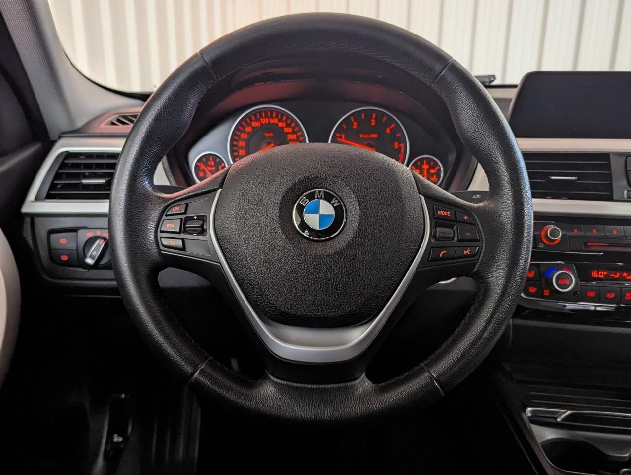 BMW SERIE 3 318DA TOURING AUT SPORT 150CV 22 