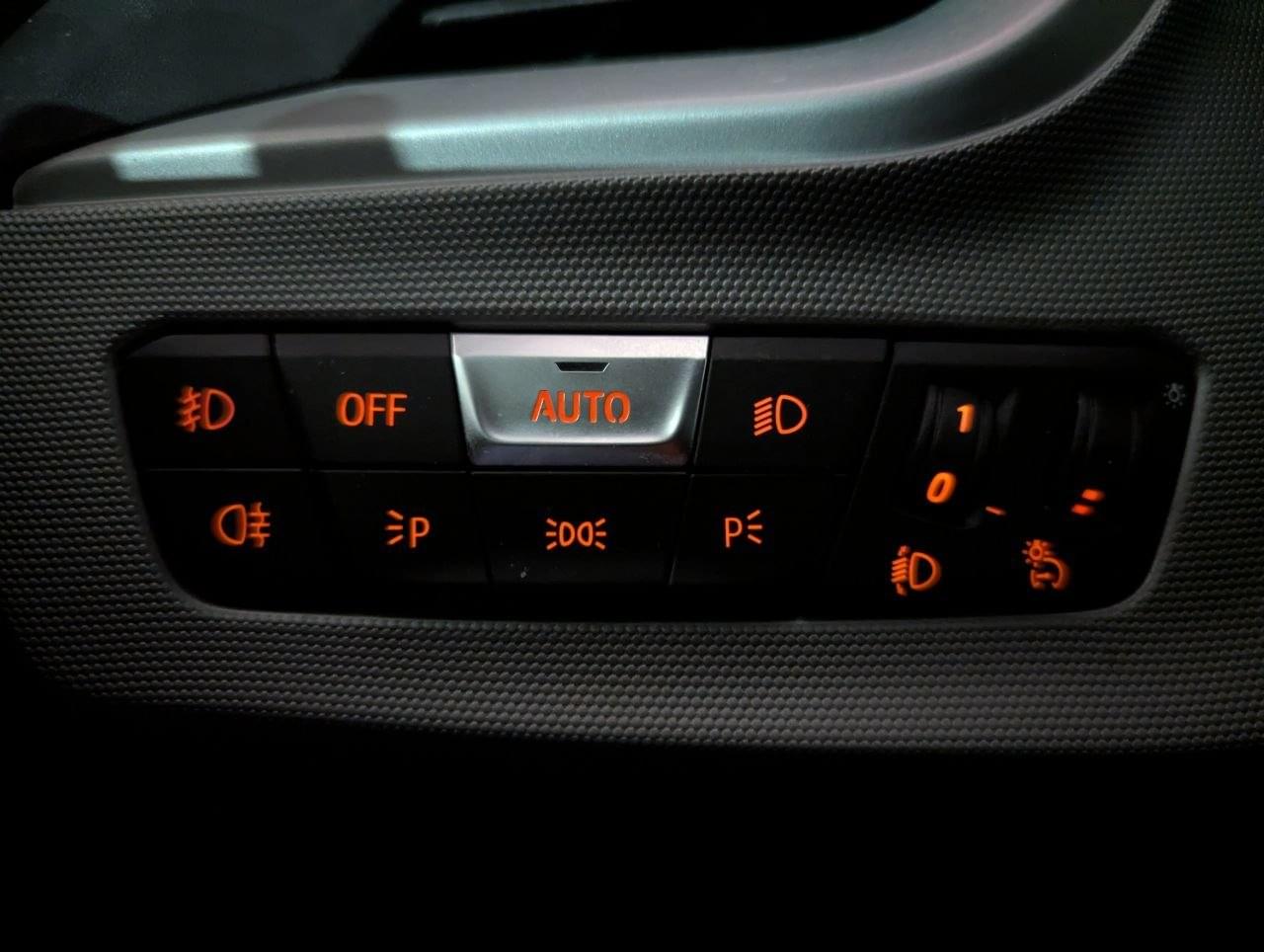 BMW SERIE 1 116D DKG7 BUSINESS DESIGN 36 