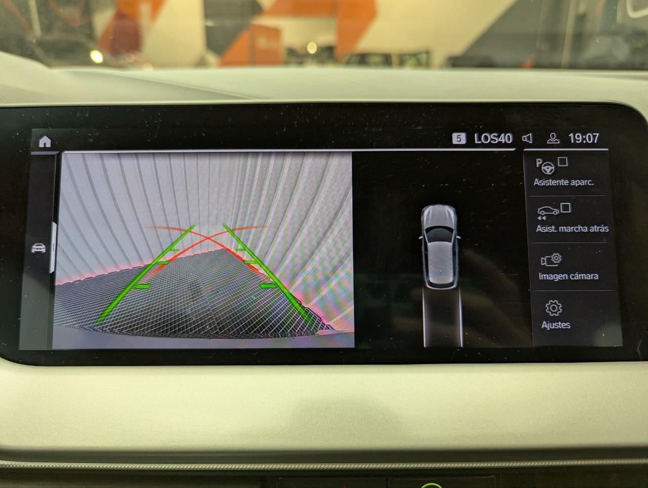 BMW SERIE 1 116D DKG7 BUSINESS DESIGN 27 