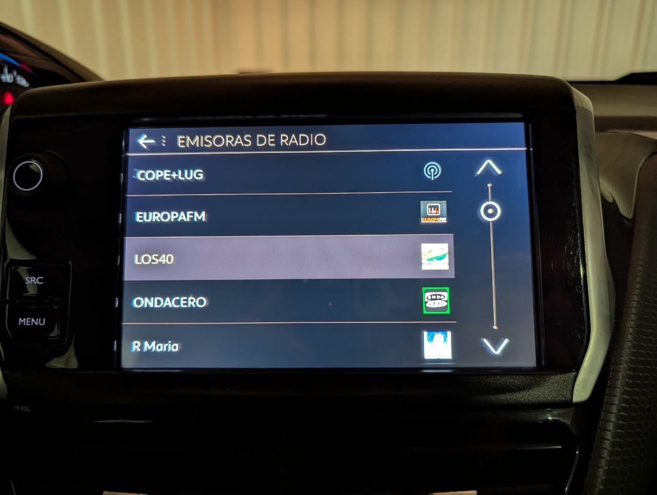 PEUGEOT 2008 ALLURE BLUEHDI 1.6 120CV 29 