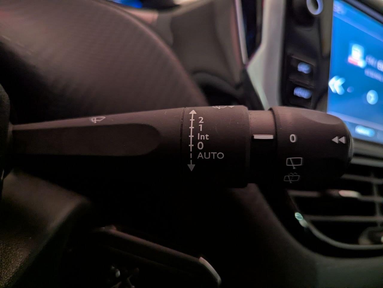 PEUGEOT 2008 ALLURE BLUEHDI 1.6 120CV 36 