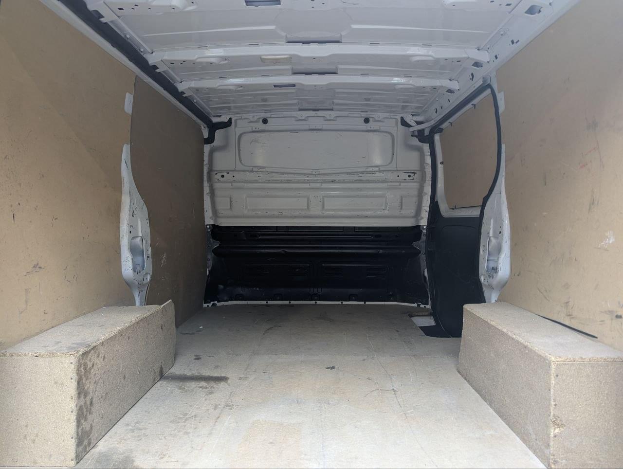 RENAULT TRAFIC FURGON 2.0 BLUEDCI 130CV L1H1 23 