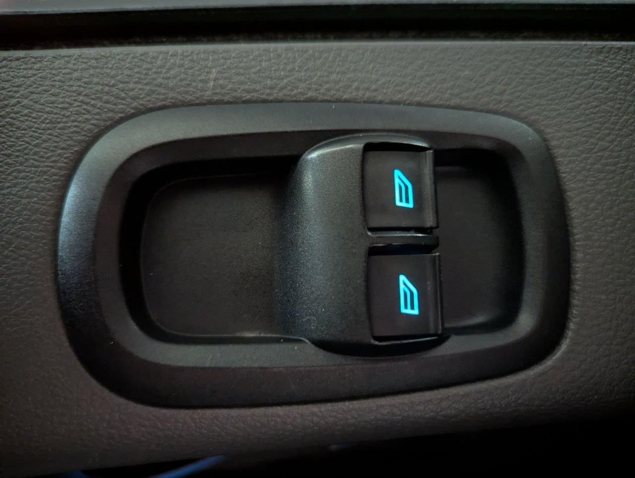 FORD TRANSIT 350 2.0TDCI 130CV CHASIS CARROZADO 31 